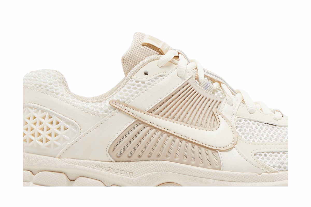 (Women) Nike Air Zoom Vomero 5 'Sail Light Orewood Brown'
