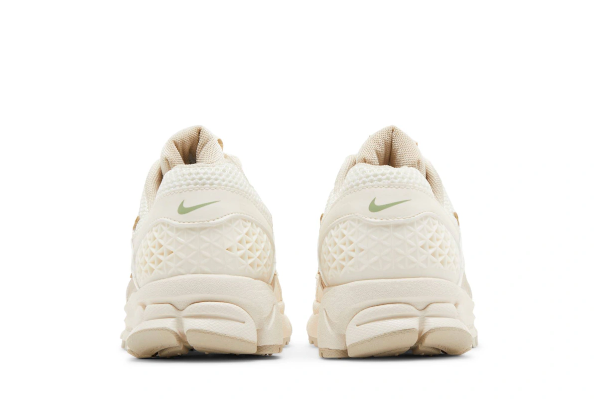 (Women) Nike Air Zoom Vomero 5 'Sail Light Orewood Brown'