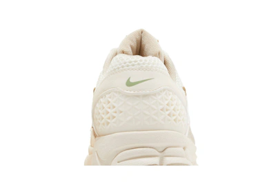 (Women) Nike Air Zoom Vomero 5 'Sail Light Orewood Brown'