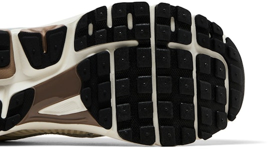 (W) ナイキ ズーム ヴォメロ 5 セイル ミンクブラウン ブラック IB8129-133 Purchase (W) ナイキ ズーム ヴォメロ 5 セイル ミンクブラウン ブラック IB8129-133