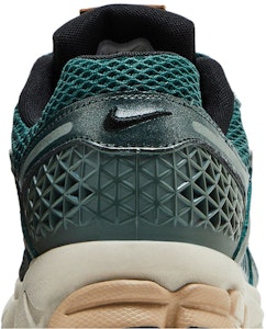 (W) Nike Air Zoom Vomero 5 'Vintage Green' Pria/Wanita Sepatu Olahraga Terbaru FN6742-300 Sizing (W) Nike Air Zoom Vomero 5 'Vintage Green' Pria/Wanita Sepatu Olahraga Terbaru FN6742-300