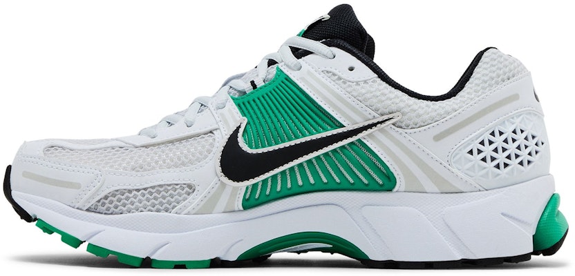 (W) Nike Air Zoom Vomero 5「白色運動場綠色」 FJ2028-102 Lookbook (W) Nike Air Zoom Vomero 5「白色運動場綠色」 FJ2028-102