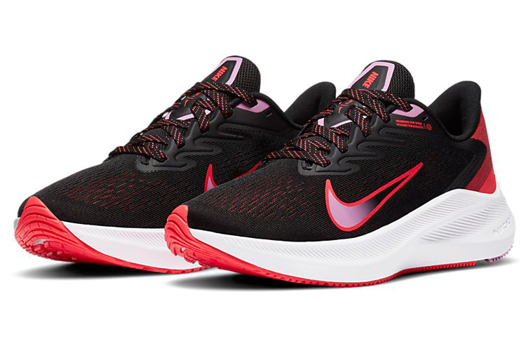 Lookbook (W) Nike Air Zoom Winflo 7 ''Zwart Flash Crimson'' CJ0302-008