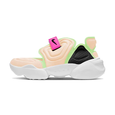 (W) Nike Aqua Rift Crimson Tint