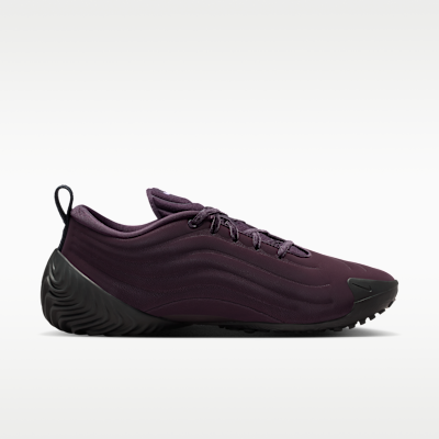 Lookbook (W) Nike Astra Ultra Anggur Port/Hitam/Cuci Violet FZ5778-601
