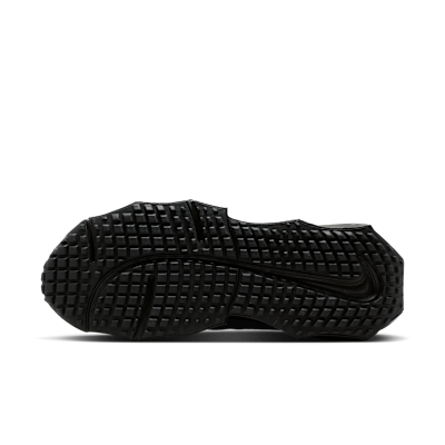 Order (W) Nike Aura Edge Hitam/Putih Summit HQ7025-003