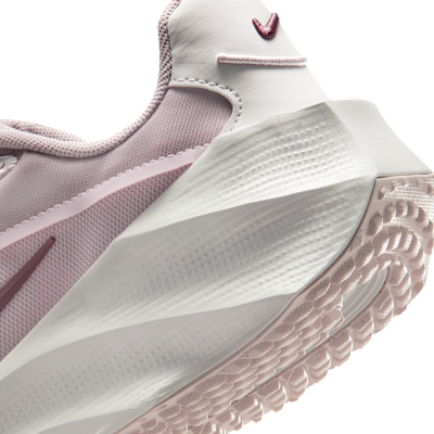 (W) Nike Aura Edge Platinum Violet/Burst Gray/Tattoo 圖 8