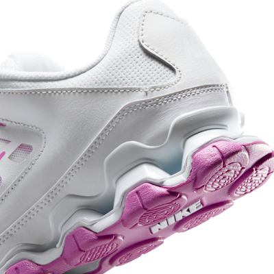 Cheap (W) Nike Axis 8 TR Summit Putih/Metallic Gold/Magenta Terang/Putih IO2400-101