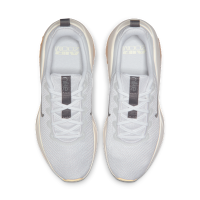 Shop (W) Nike Bella 7 白色/紅色/鉛筆灰/多色 FZ1689-109