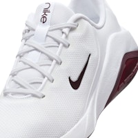 (W) Nike Bella 7 Putih/Putih/Burgundy Crush FZ1689-107 Sizing (W) Nike Bella 7 Putih/Putih/Burgundy Crush FZ1689-107
