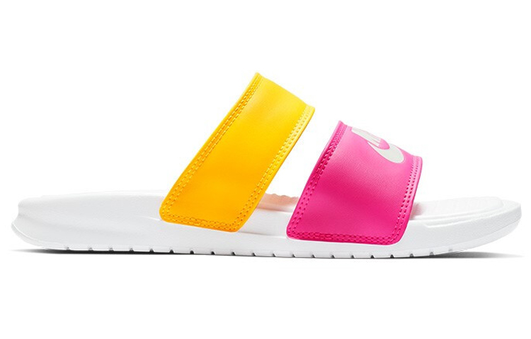 Lookbook (W) Nike Benassi Duo Ultra Slide ''Metallic Summit White'' Sandali Bianchi Donna 819717-102