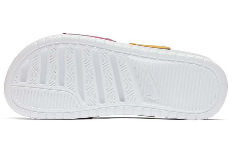 Purchase (W) Nike Benassi Duo Ultra Slide ''Metallic Summit White'' Sandali Bianchi Donna 819717-102