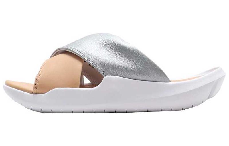 (W) Nike Benassi Future Cross SE PRM 'Silver'