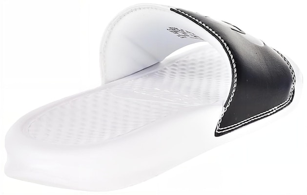 Nike Benassi JDI 運動休閒拖鞋 男女款 黑白配 Shop Nike Benassi JDI 運動休閒拖鞋 男女款 黑白配