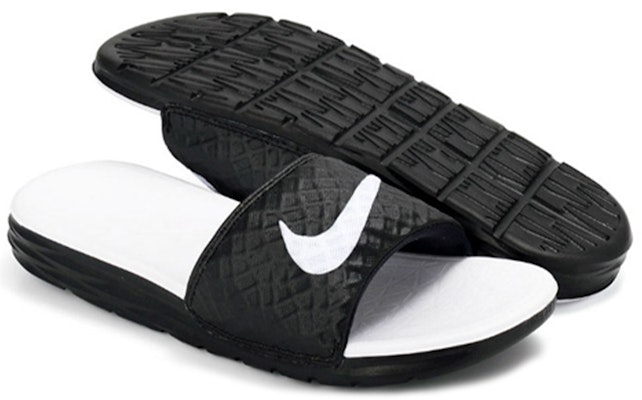 (W) Nike Benassi Solarsoft 'Hitam' 705475-010 Lookbook (W) Nike Benassi Solarsoft 'Hitam' 705475-010