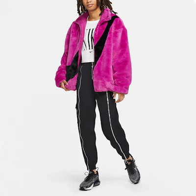 (W) Nike 大勾標人造毛皮保暖外套 女款 粉色 CU6558-564 Shop (W) Nike 大勾標人造毛皮保暖外套 女款 粉色 CU6558-564