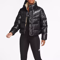 Shop (W) Nike 黑色羽絨短版外套 CU5813-010