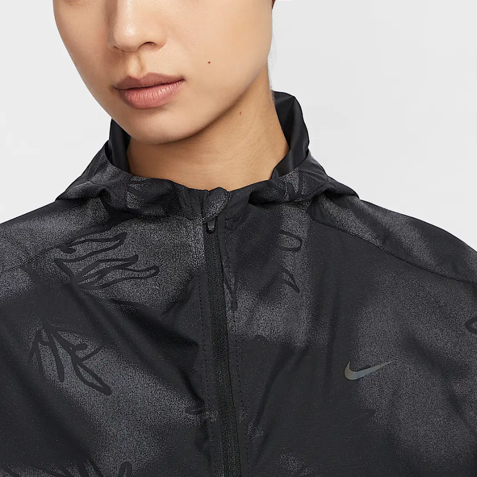 (Women) Nike Black Logo Graphic Print Hooded Jacket HJ2194-010 圖 6