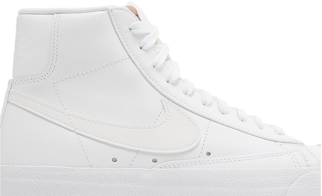 (W) Nike Blazer '77 Vintage Mid 'Putih Triple' CZ1055-117 Order (W) Nike Blazer '77 Vintage Mid 'Putih Triple' CZ1055-117