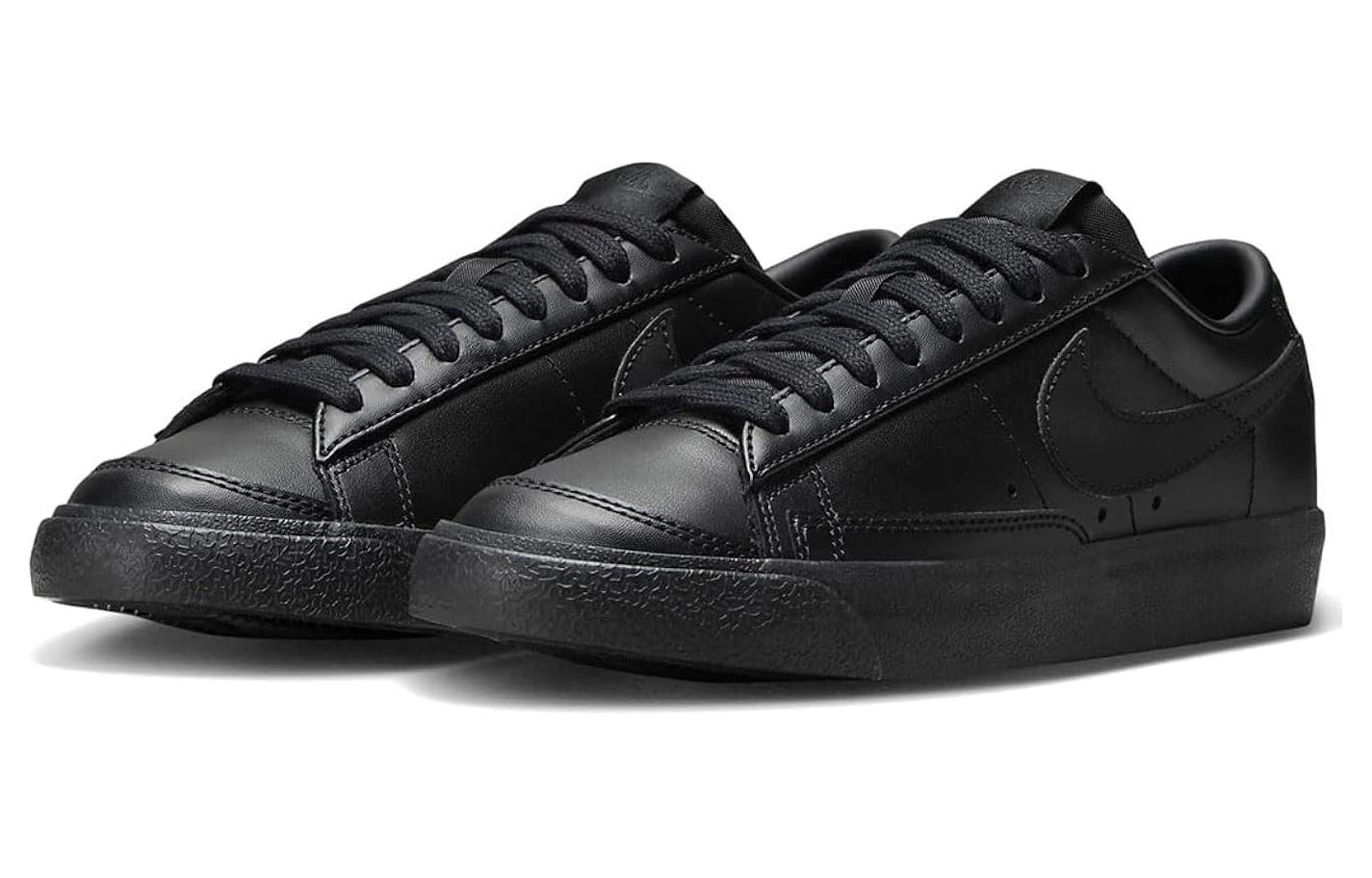 Lookbook (W) 耐克Blazer Low '77 "纯黑" DC4769-002