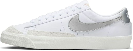 (Women) Nike Blazer Low '77 'White Metallic Silver' DC4769-113