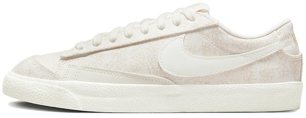 (W) ナイキ ブレーザー LOW '77 SE 花刺繍 DR9955-100 Buy (W) ナイキ ブレーザー LOW '77 SE 花刺繍 DR9955-100