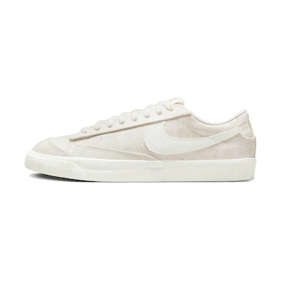 (W) Nike Blazer Low '77 SE 'Flower Embroidery'