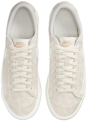 (W) ナイキ ブレーザー LOW '77 SE 花刺繍 DR9955-100 Shop (W) ナイキ ブレーザー LOW '77 SE 花刺繍 DR9955-100