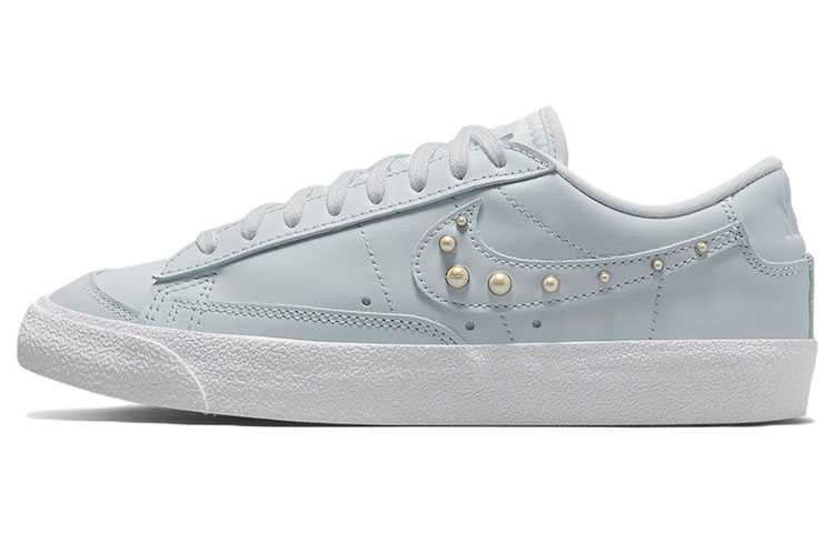 Buy (W) Nike Blazer Low '77 SE 'Pearl' Wanita DV2111-001