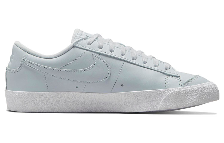 Order (W) Nike Blazer Low '77 SE 'Pearl' Wanita DV2111-001