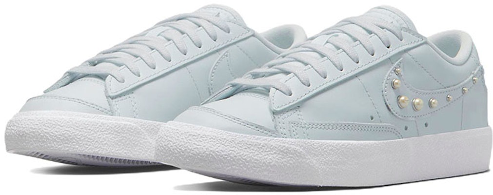 (Women) Nike Blazer Low '77 SE 'Pearl' DV2111-001 Lookbook (Women) Nike Blazer Low '77 SE 'Pearl' DV2111-001