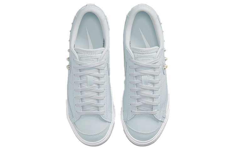 Shop (W) Nike Blazer Low '77 SE 'Pearl' Wanita DV2111-001