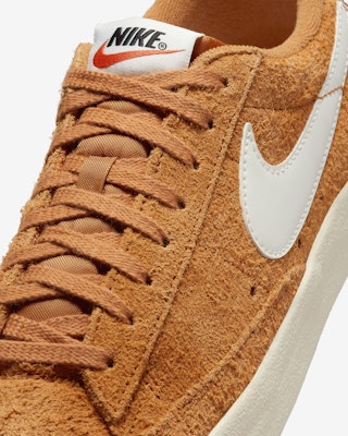 (W) Nike Blazer Rendah '77 Vintage 'Monarch Coconut Milk' FQ8060-801 Sizing (W) Nike Blazer Rendah '77 Vintage 'Monarch Coconut Milk' FQ8060-801