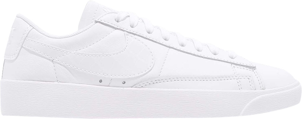 All white nike blazer 2025 low