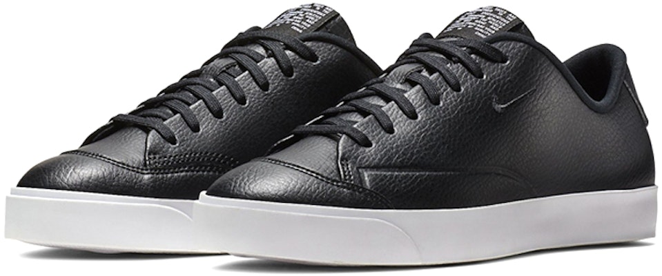 (W) Nike Blazer City Low 'Hitam Putih' AJ9257-001 Lookbook (W) Nike Blazer City Low 'Hitam Putih' AJ9257-001