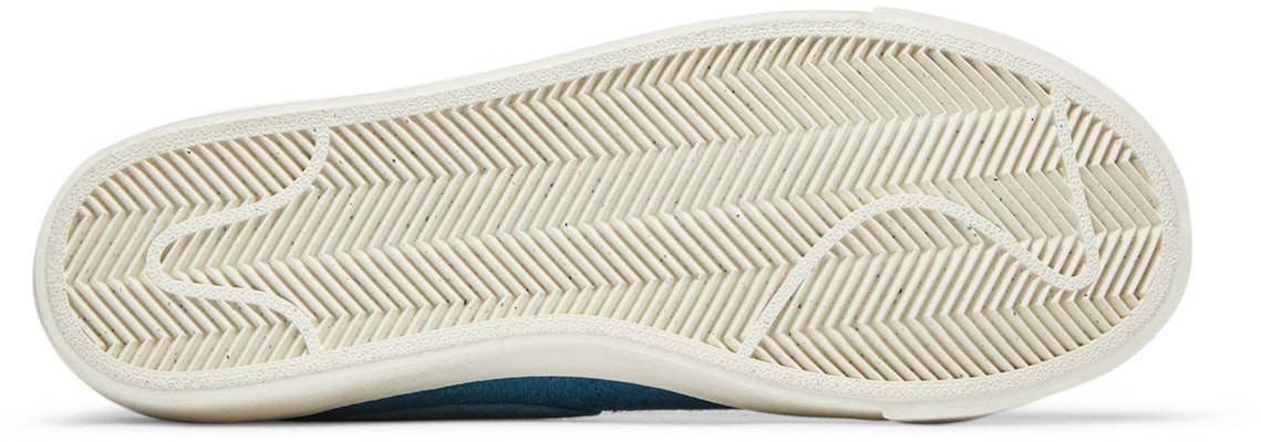 (Women) Nike Blazer Low LX 'Fashion Week' AA2017-001 Shop (Women) Nike Blazer Low LX 'Fashion Week' AA2017-001