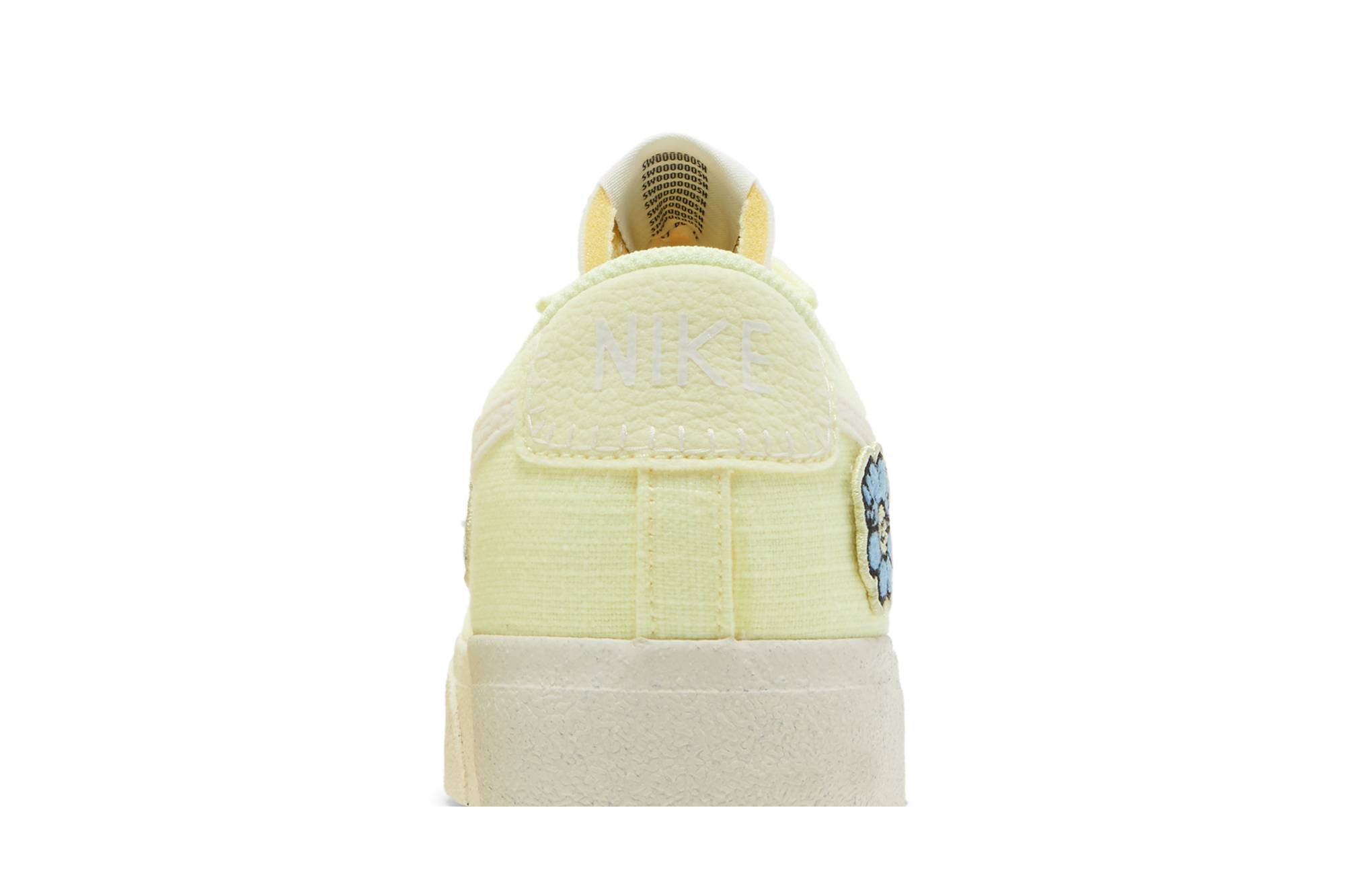 Sizing (W) 耐克Blazer低帮平台“空气弹跳” DJ6376-800