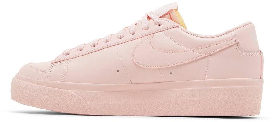 (W) Nike Blazer Low Platform 'Atmosphere' Wanita DJ0292-600 Lookbook (W) Nike Blazer Low Platform 'Atmosphere' Wanita DJ0292-600