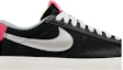 Order (W) Nike Blazer Low Platform ''Zwart Gypsy Rose'' DO2774-010