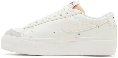 (女性)Nike Blazer Low Platform 'Triple Sail' DJ0292-105 Lookbook (女性)Nike Blazer Low Platform 'Triple Sail' DJ0292-105
