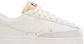 Lookbook (W) Nike Blazer Low Platform ''Triple Sail'' Scarpe donna DJ0292-105