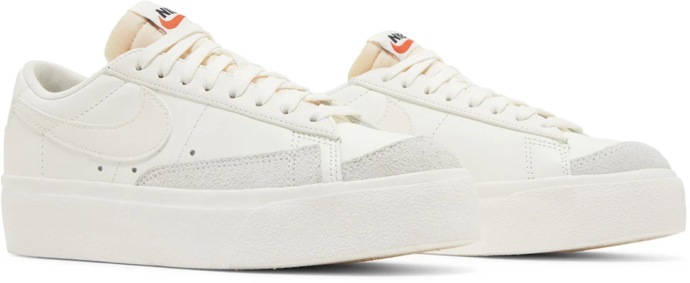 (W) Nike Blazer Low Platform ''Triple Sail'' Scarpe donna DJ0292-105 1