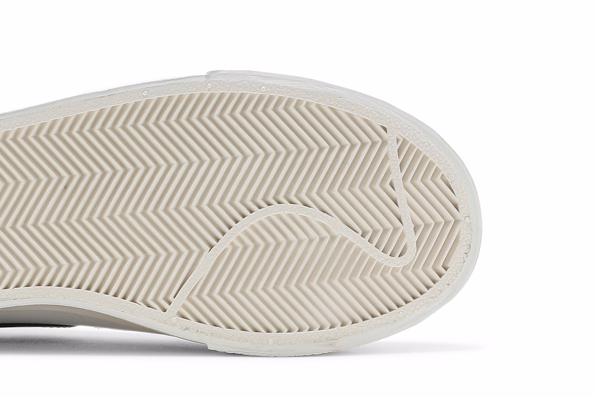 (Women) Nike Blazer Low Platform 'White Black'