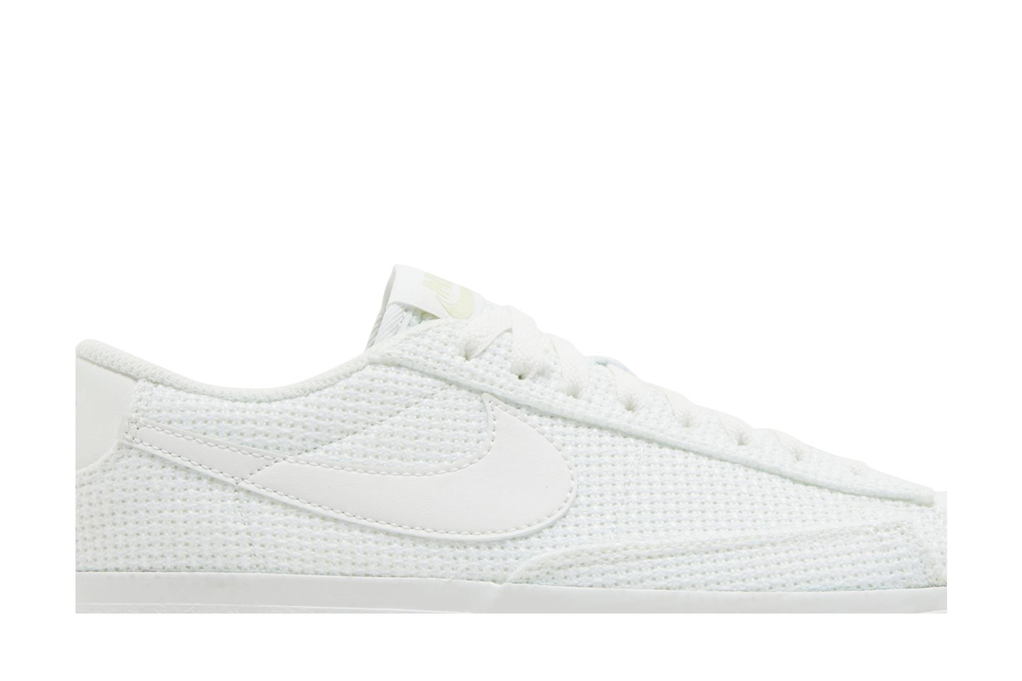 Order （女性）Nike Blazer Low Platform Essential ‘Summit White Woven’ DN0744-100