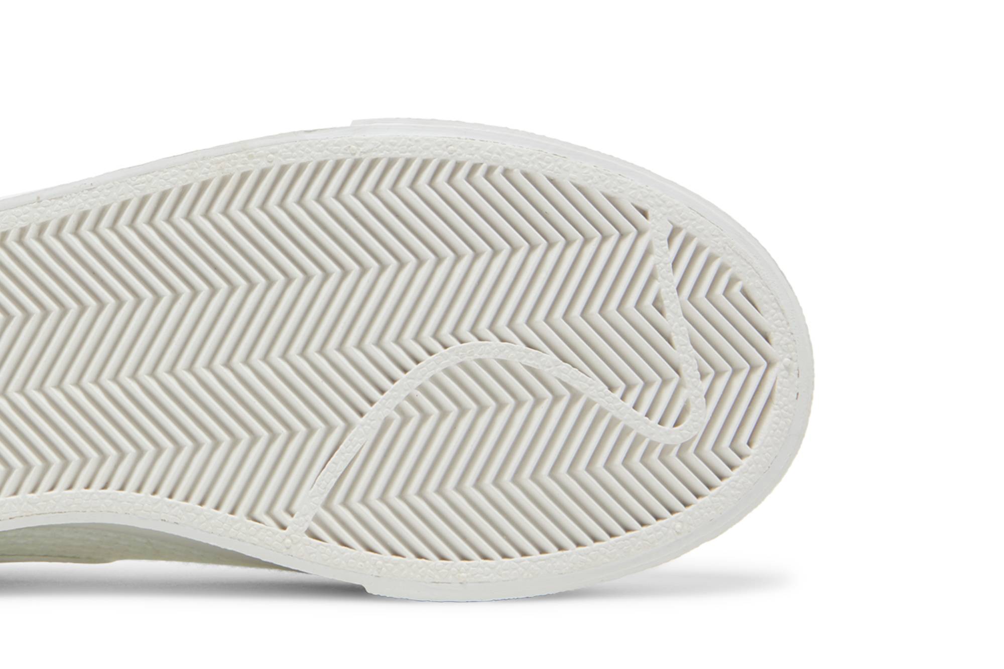 Purchase （女性）Nike Blazer Low Platform Essential ‘Summit White Woven’ DN0744-100