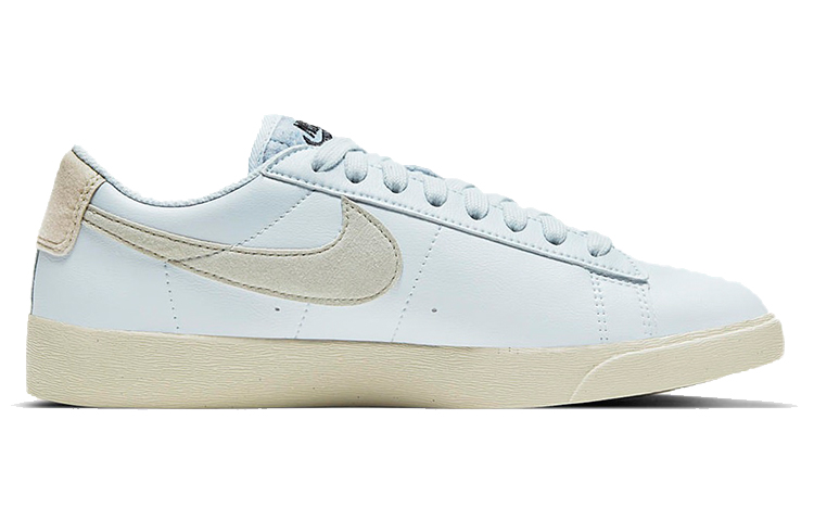Lookbook (W) Nike Blazer Low SE ''Recycled Wool Pack - Hellblau Armory'' DA4934-400