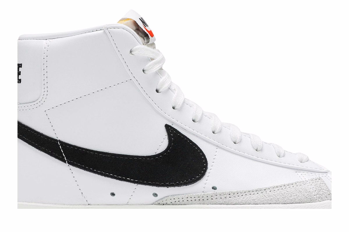 (Women) Nike Blazer Mid 77 Vintage 'White Black'
