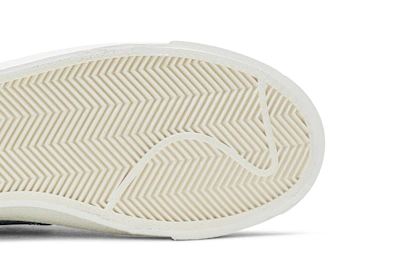 (Women) Nike Blazer Mid 77 Vintage 'White Black'