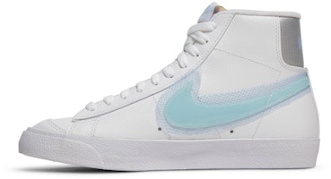 (W) Nike Blazer Mid '77 'Putih Glacier Biru' DD0502-102 Lookbook (W) Nike Blazer Mid '77 'Putih Glacier Biru' DD0502-102