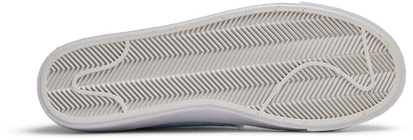 (W) Nike Blazer Mid '77 'Putih Glacier Biru' DD0502-102 Shop (W) Nike Blazer Mid '77 'Putih Glacier Biru' DD0502-102